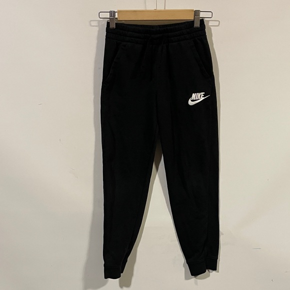 Nike Kids Black fleece joggers Sweatpants - Picture 1 of 3